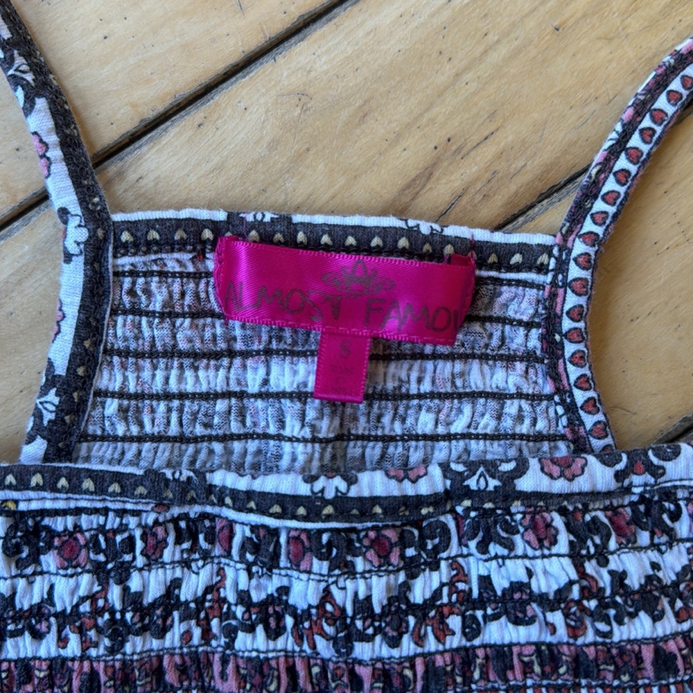 Tank top - Picture 3 of 5